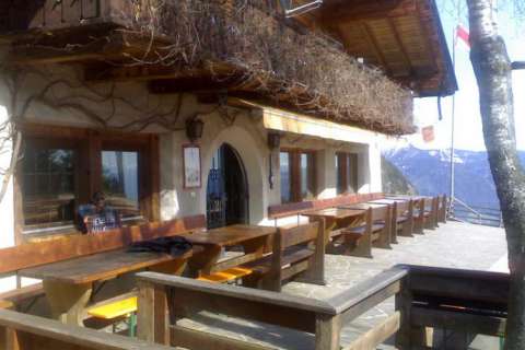 Leiter Alm, Terrasse