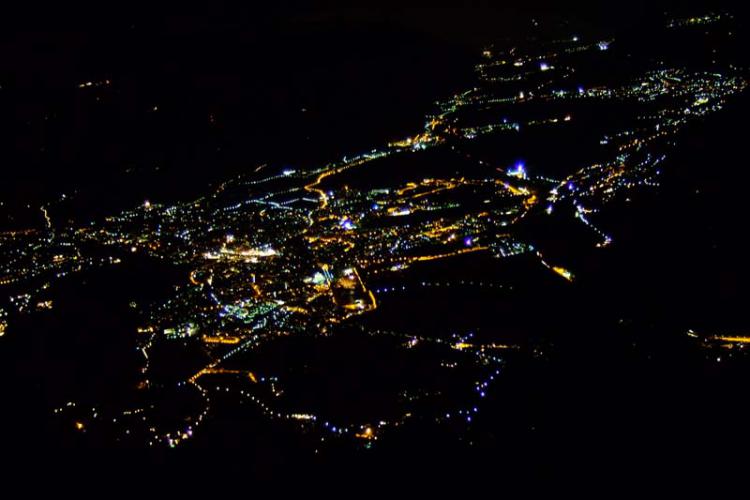 Vista su Merano di notte