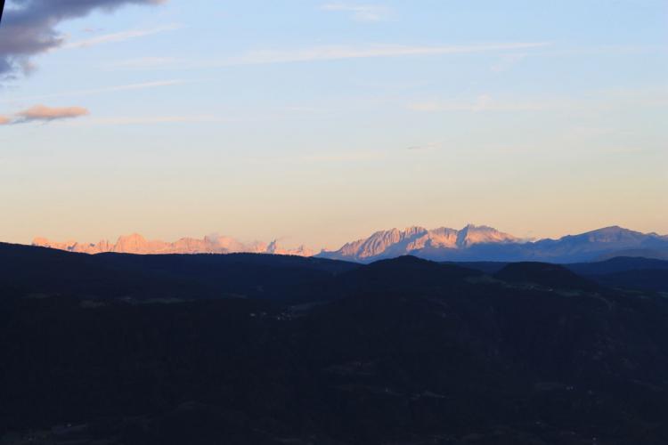 Blick bis zu den Dolomiten